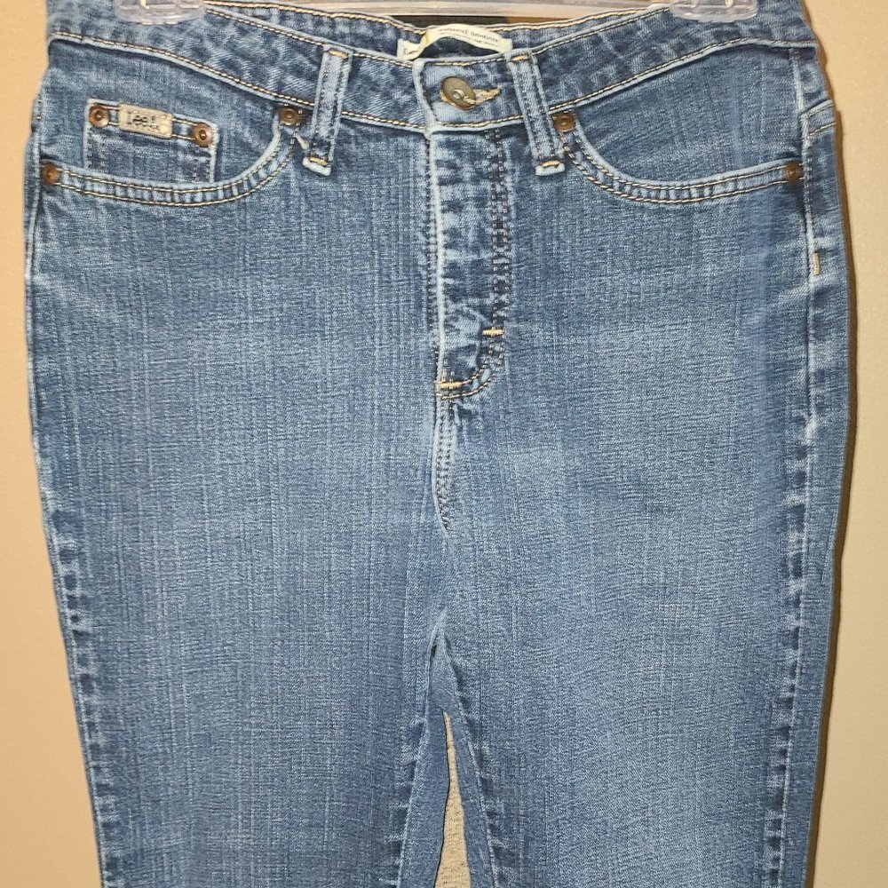Lee Natural Bootcut Jeans for Women fits Just Below the Waist 6P Stonewash Blue
